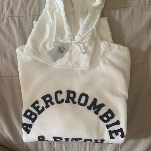 Abercrombie & Fitch White Men’s Hoodie NWT